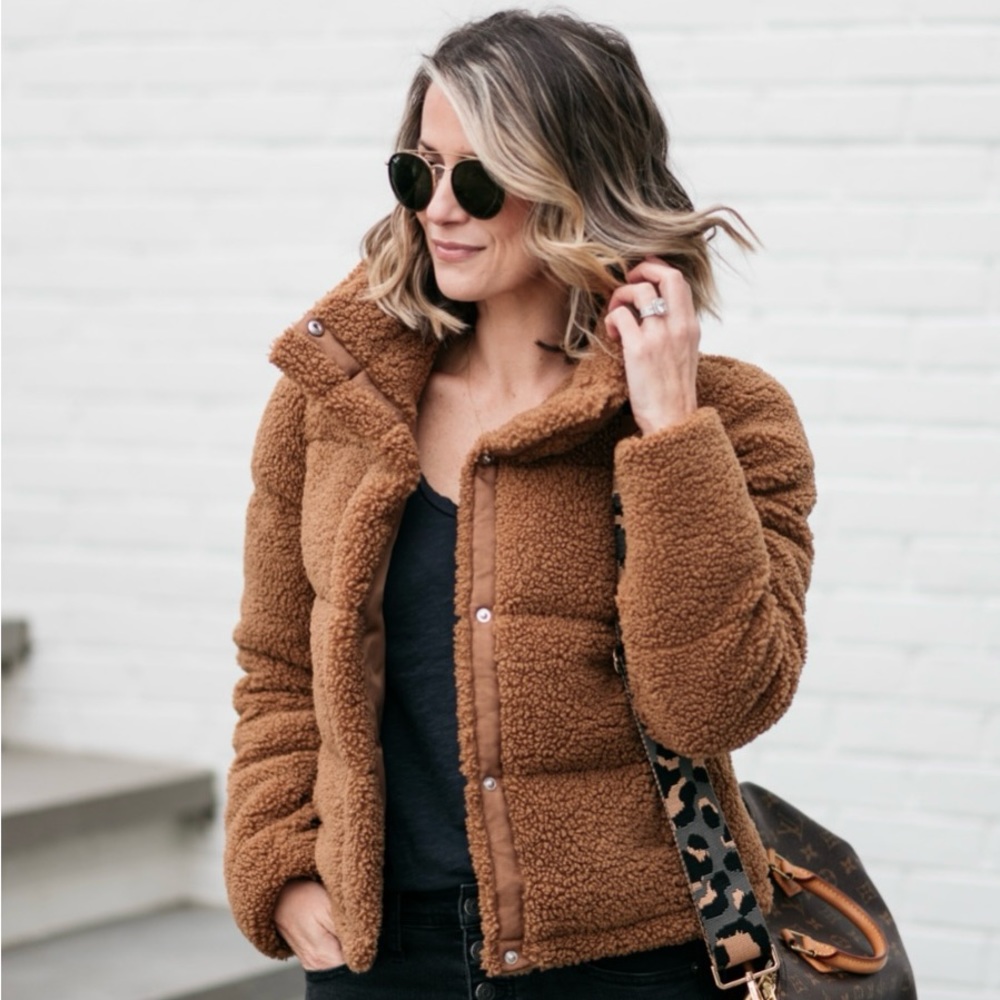 Abercrombie and Fitch Sherpa Puffer Cropped Jacket